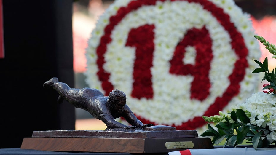 Reds fans celebrate Pete Rose after MLB's decision: 'He's our Babe Ruth'