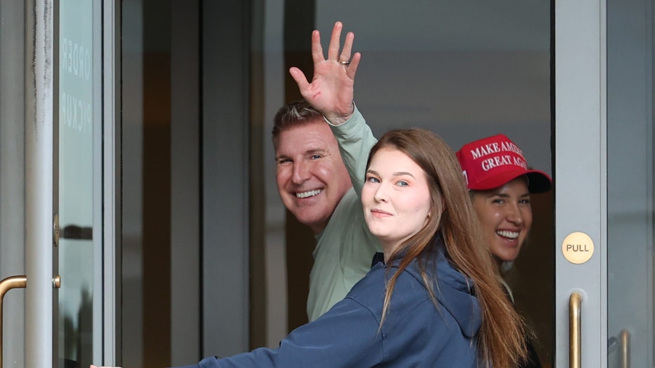 Todd Chrisley smiles in first public outing since Trump pardon