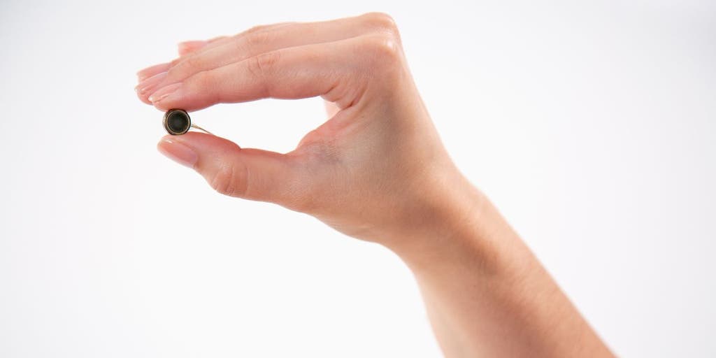 1-brain-implant-for-epilepsy-