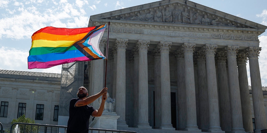 https://a57.foxnews.com/static.foxnews.com/foxnews.com/content/uploads/2025/06/1024/512/protester-lgbtq-flag-supreme-court-building.jpg?ve=1&tl=1