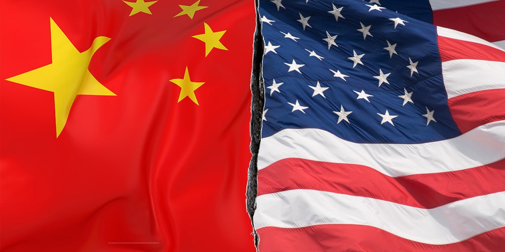 Chinese Scholars Charged with Smuggling Fungus into U.S. Amid Trump-Xi Talks