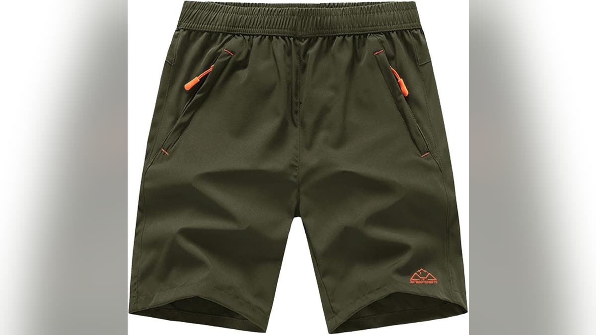 Stay cool, secure and chafe-free on every run or hike. 