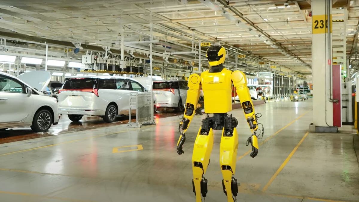 Forerunner K2 "Bumblebee" humanoid robot at the SAIC-GM automotive plant.