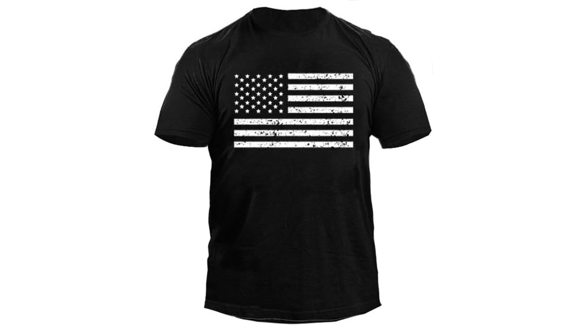 Wear this t-shirt anywhere and show your patriotism.?