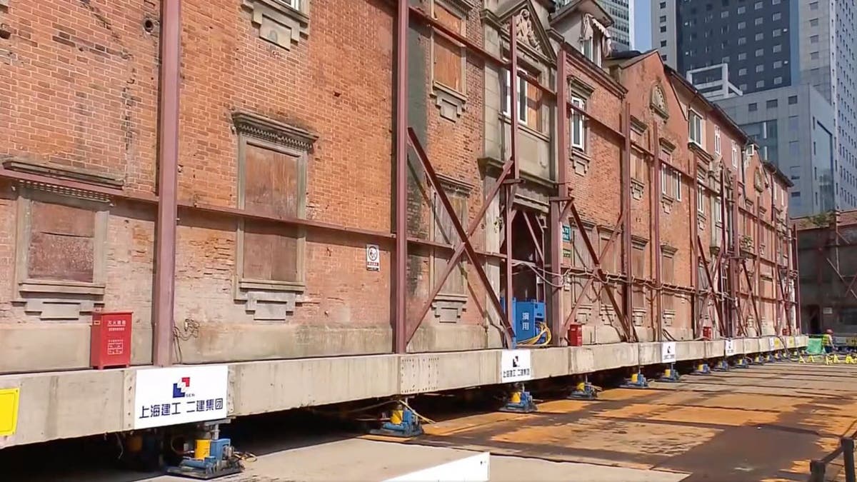 Robot Mobile Building 5