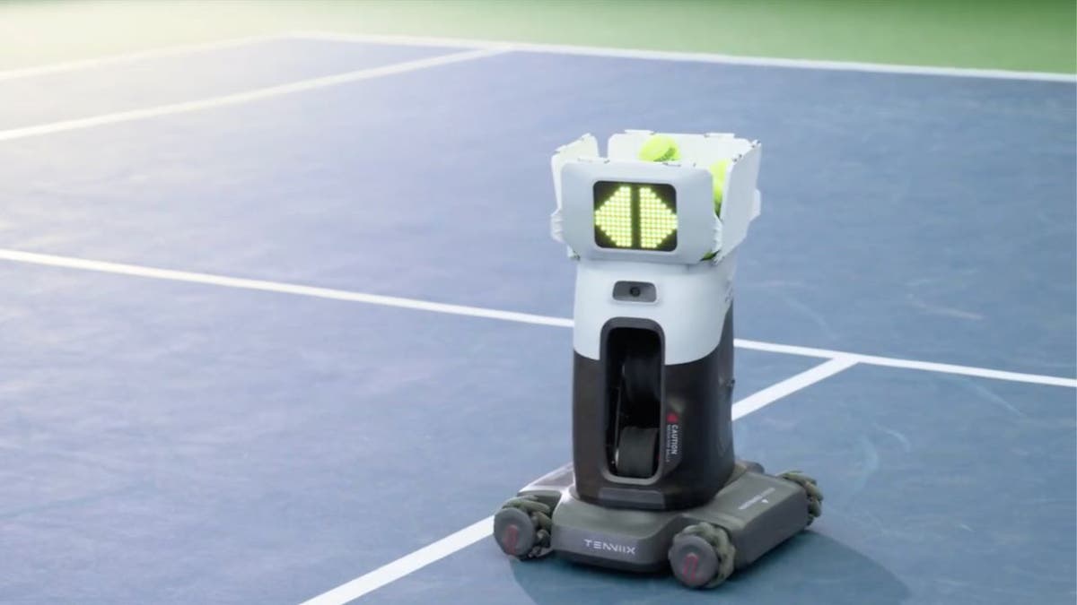 AI Tennis robot 6