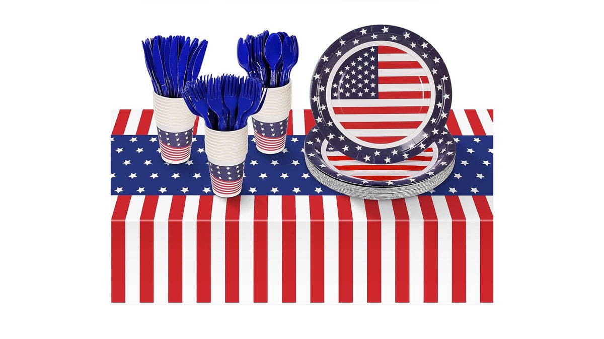 Get all the cutlery you need in one kit.