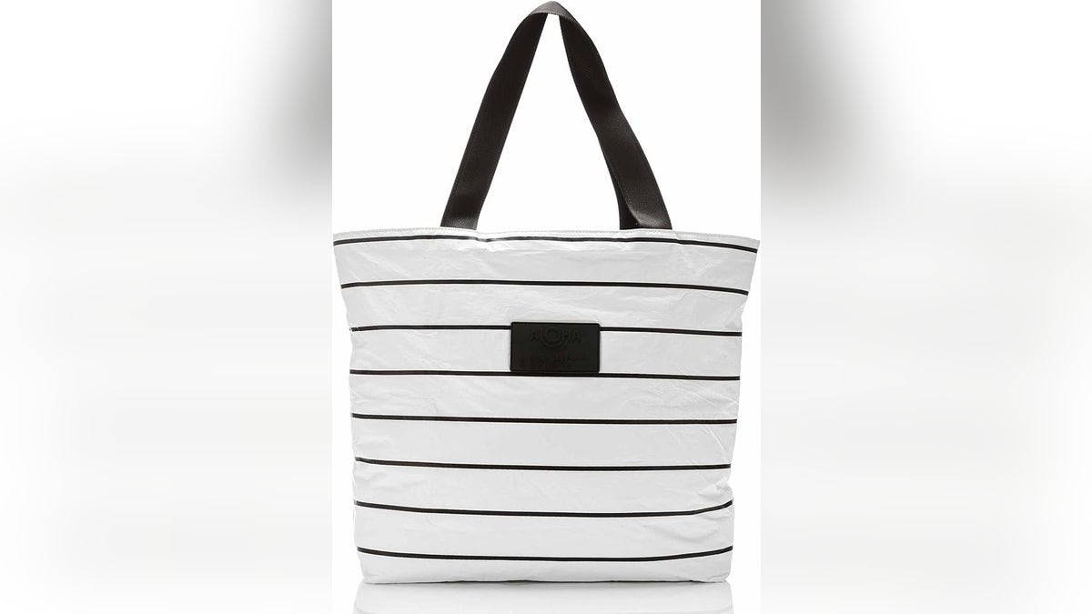 This bag is both lightweight and splash-proof, making it ideal for beachgoers who want to keep their belongings dry.