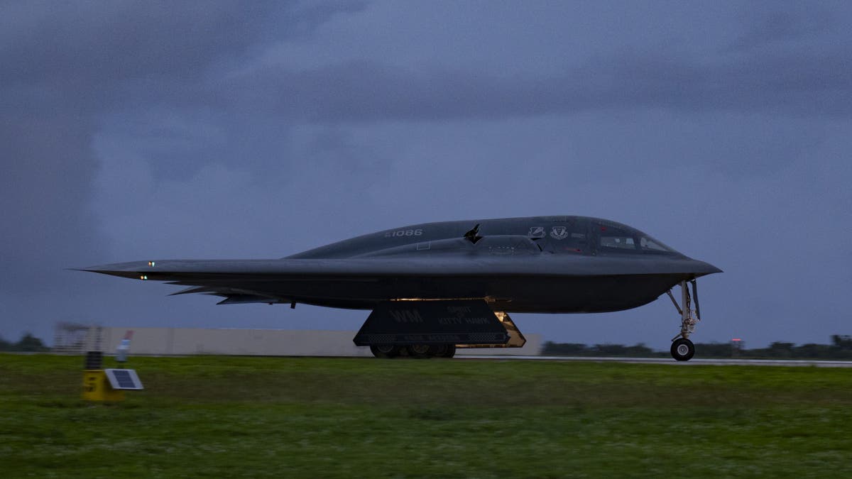 B-2 tone bomber successful Guam
