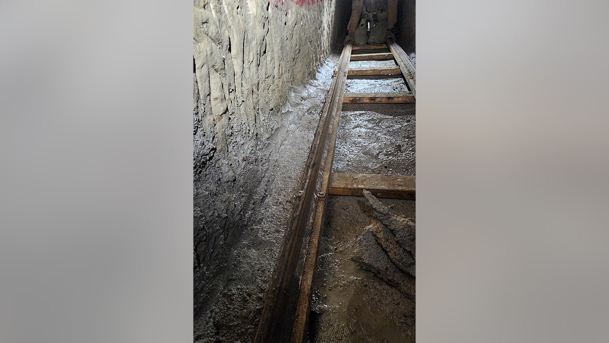 A ladder going up found in the underground tunnel