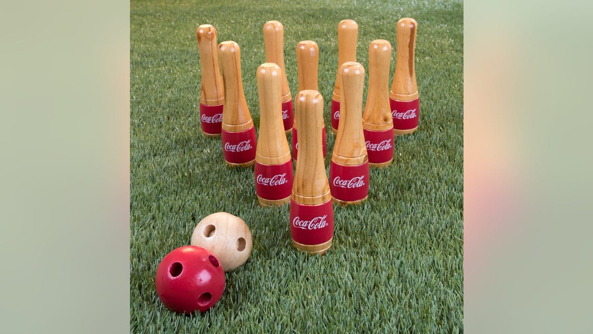 This retro bowling game is for everyone.