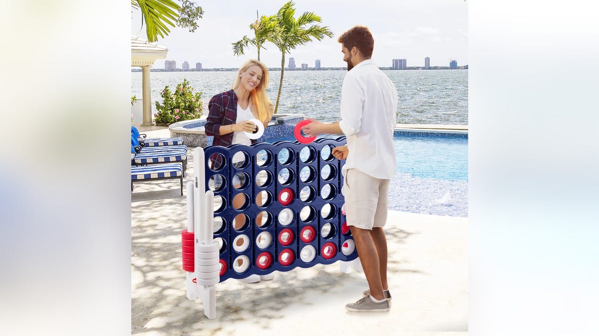 Play huge four rows of games and have fun.