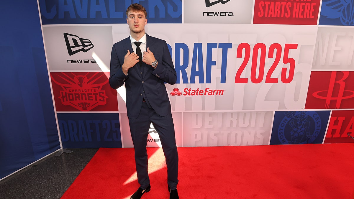 Cooper Flagg on the red carpet