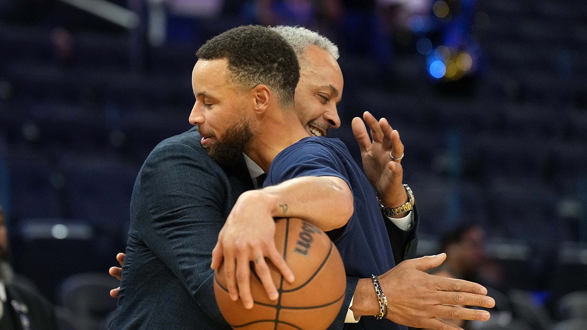 Dell Curry and Stephen Curry