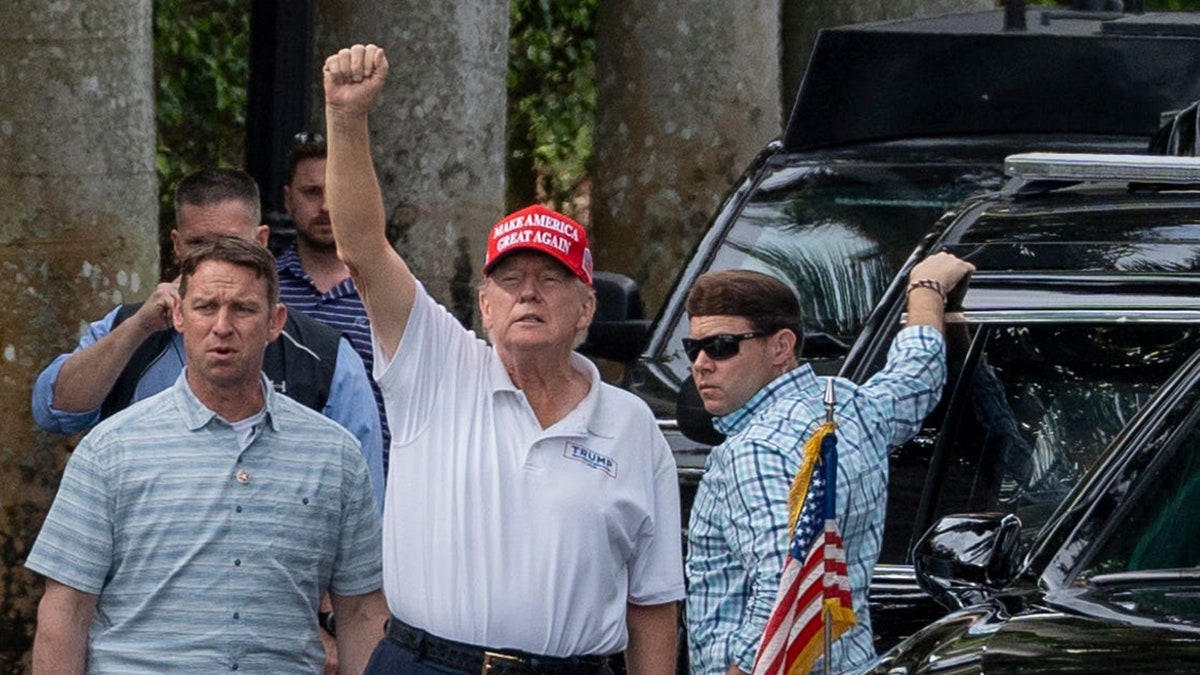 Ace waves to supporters