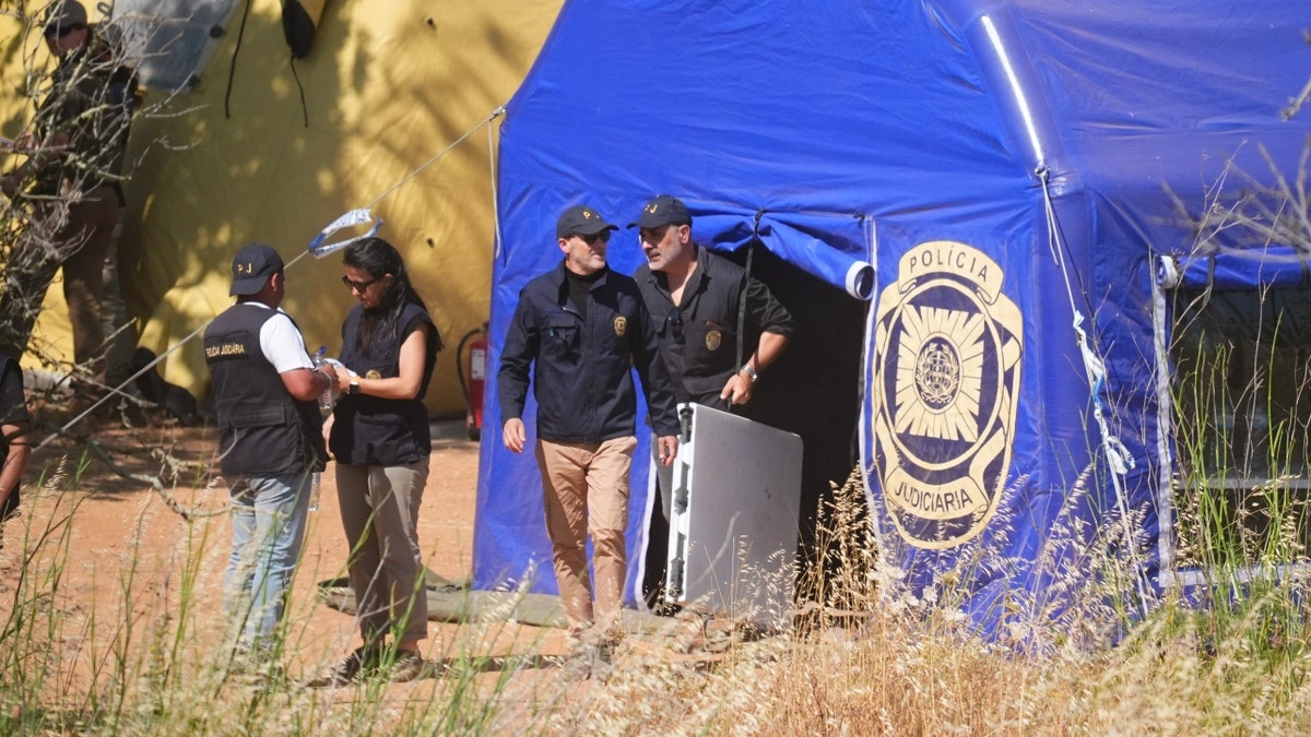 search team members
