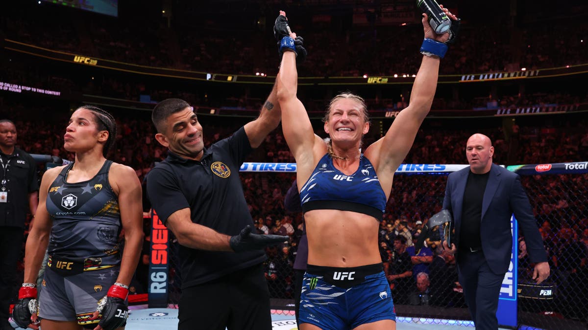 Kayla Harrison wins