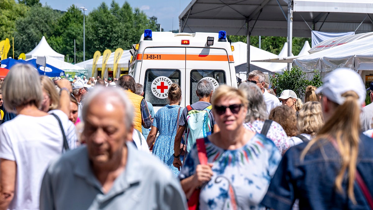 Ātrās palīdzības mašīna Halle tenisa turnīrā