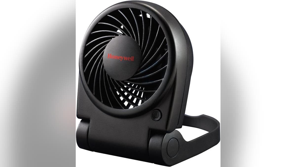 This personal fan keeps you cool when cooking, working out or sitting at your desk.