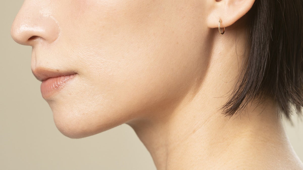 Get the latest ear candy with these 10 huggie earrings and adorn your ears in style this season.