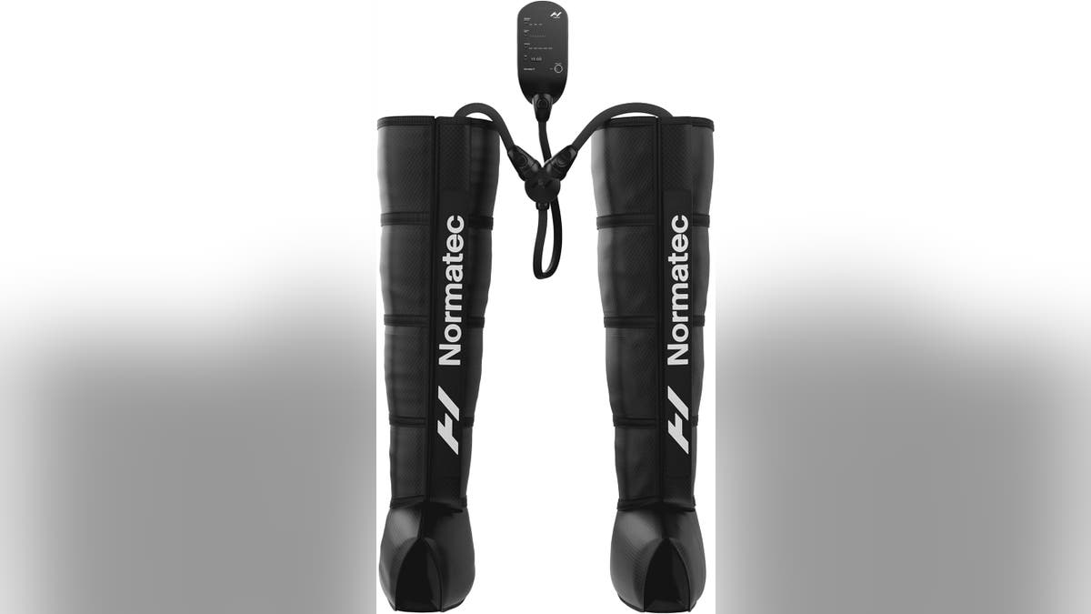 This pressure shoes use air to improve blood circulation, reduce inflammation and relieve painful muscles.