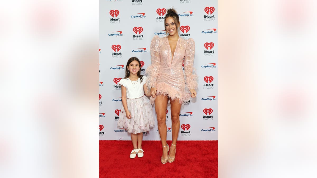 Jana Kramer with her daighter Jolie