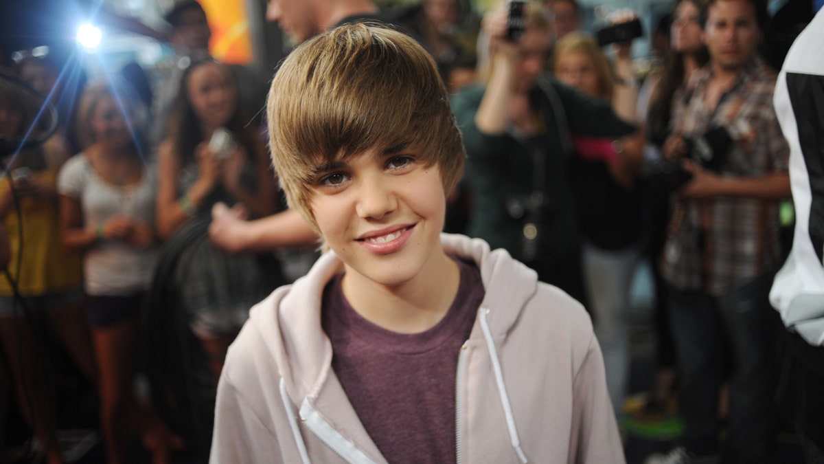 Justin Bieber successful 2009
