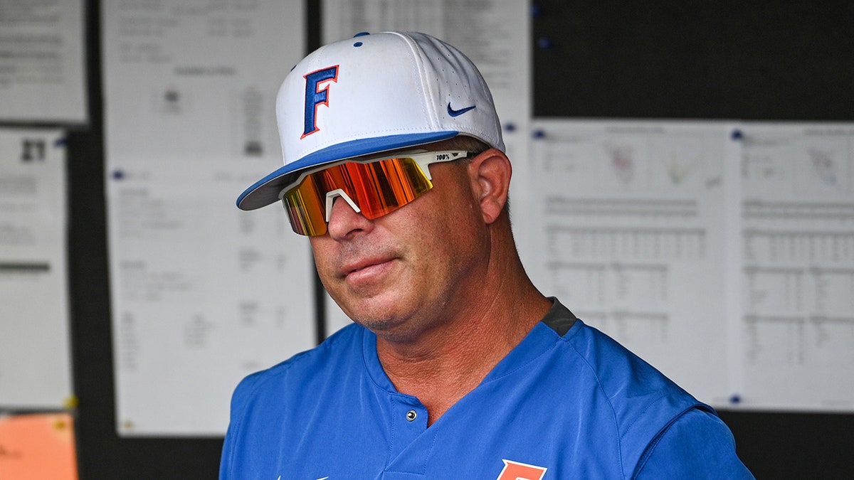 Kevin O'Sullivan in dugout
