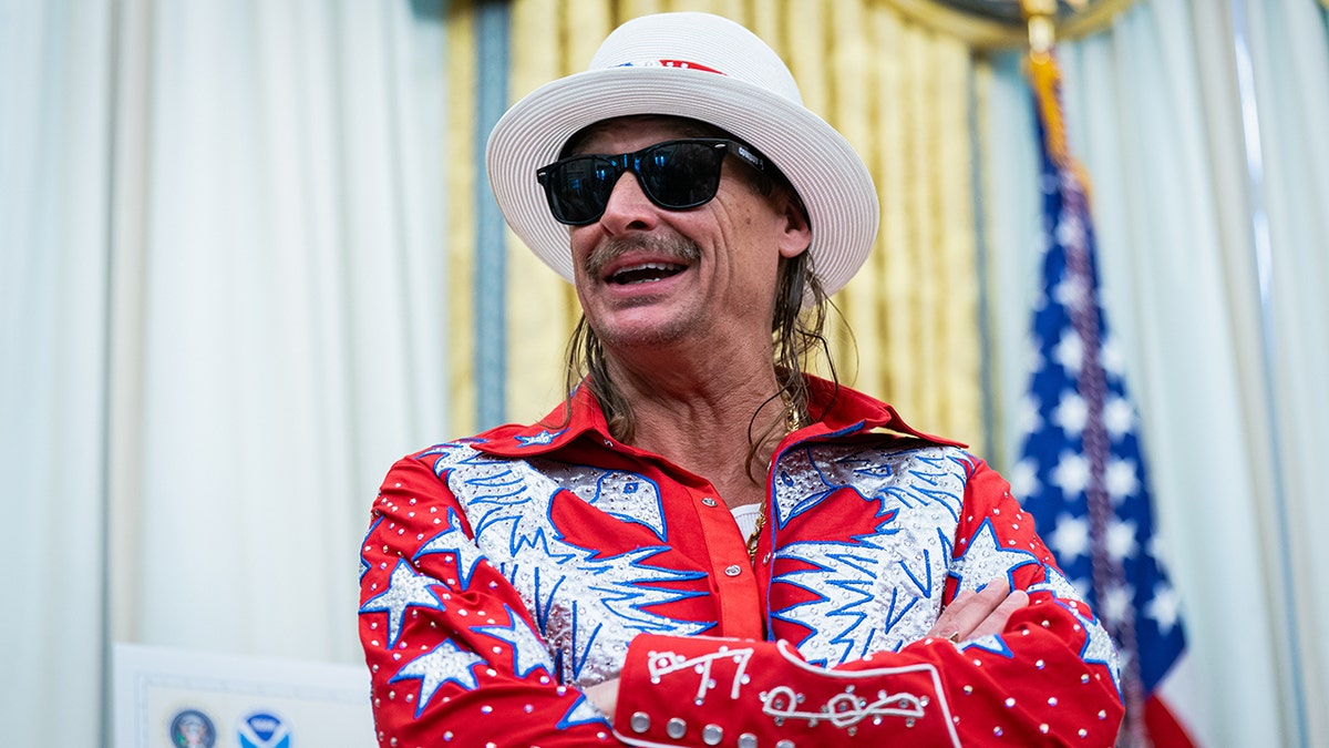 kid-rock-at-white-house O músico Kid Rock abre o restaurante Nashville, diz que toma café da manhã às 13h ou mais tarde