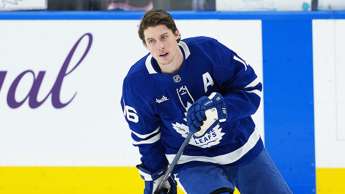 Mitch Marner warms up