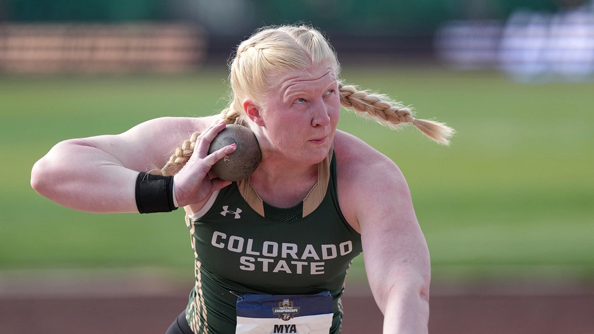Mya Lesnar throwing