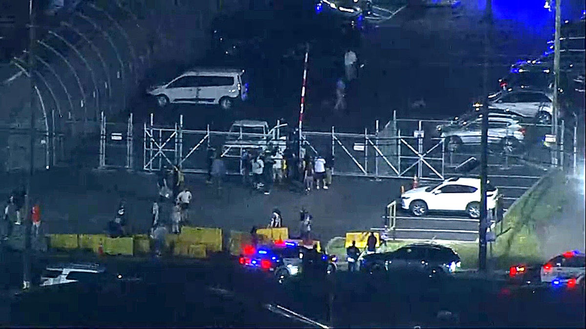 Detainees at Newark ICE facility protest