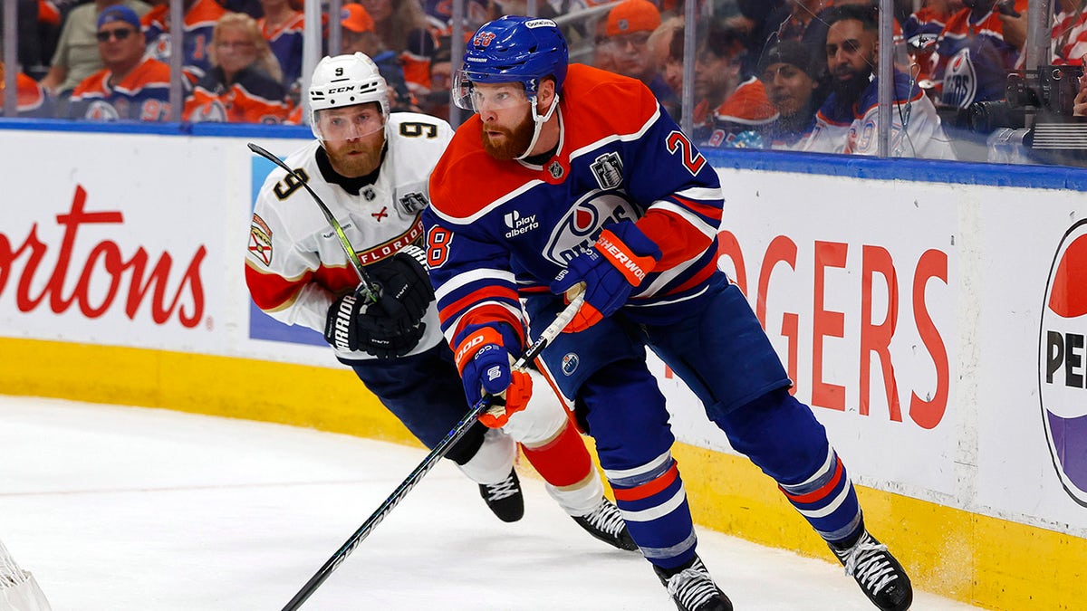 Oilers and Panthers in Stanley Cup