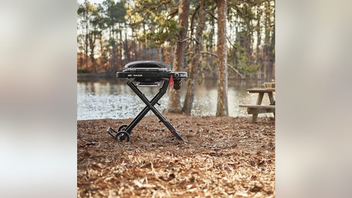 Cook up enough food for the whole family with this travel grill.