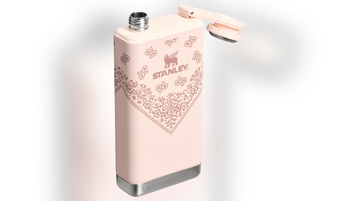 Sip your favorite drinks from this festive flask.?