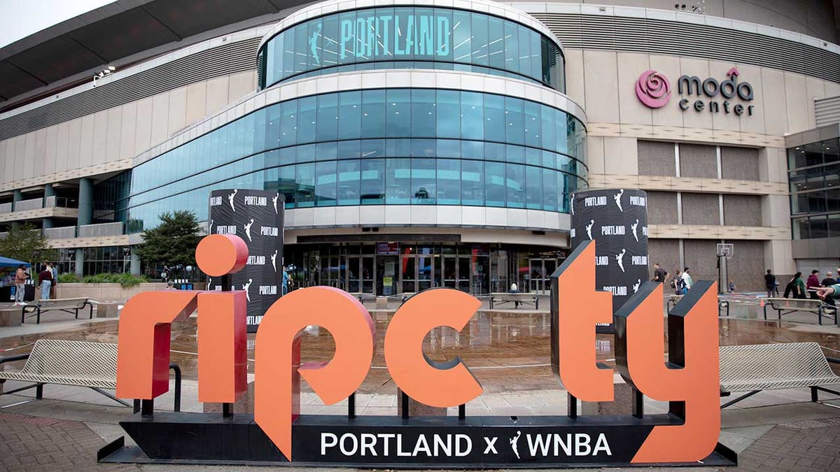Exterior view of Moda Center