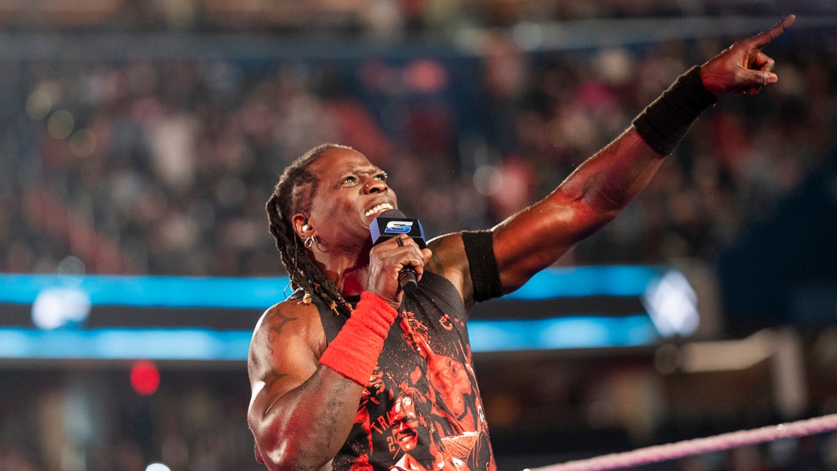 R-Truth on SmackDown