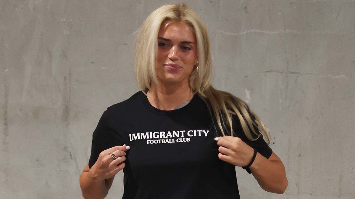 Riley Tiernan with her shirt
