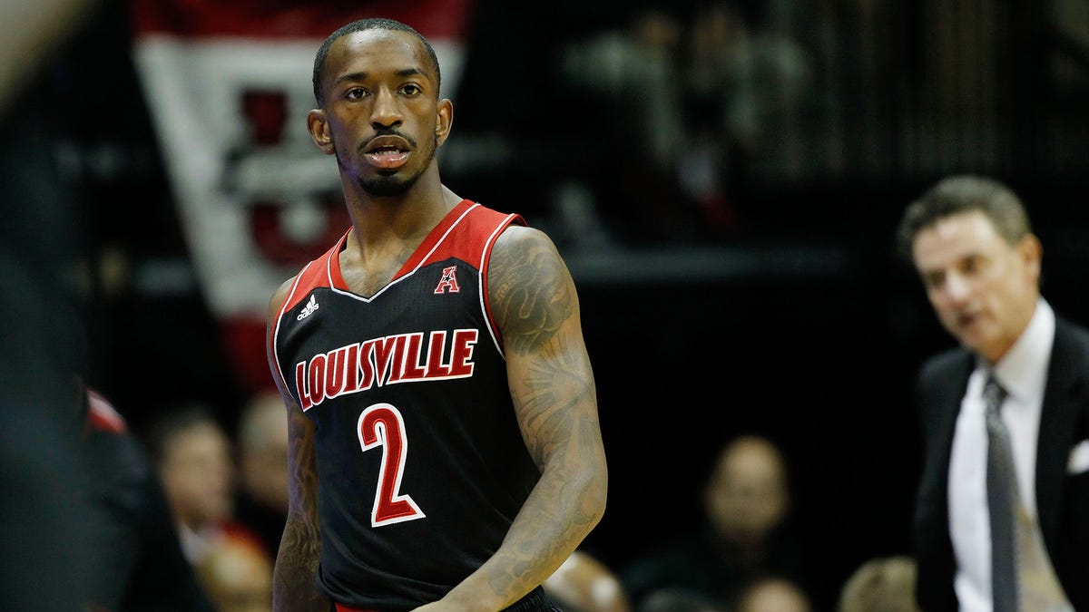 Russ Smith during an NCAA game