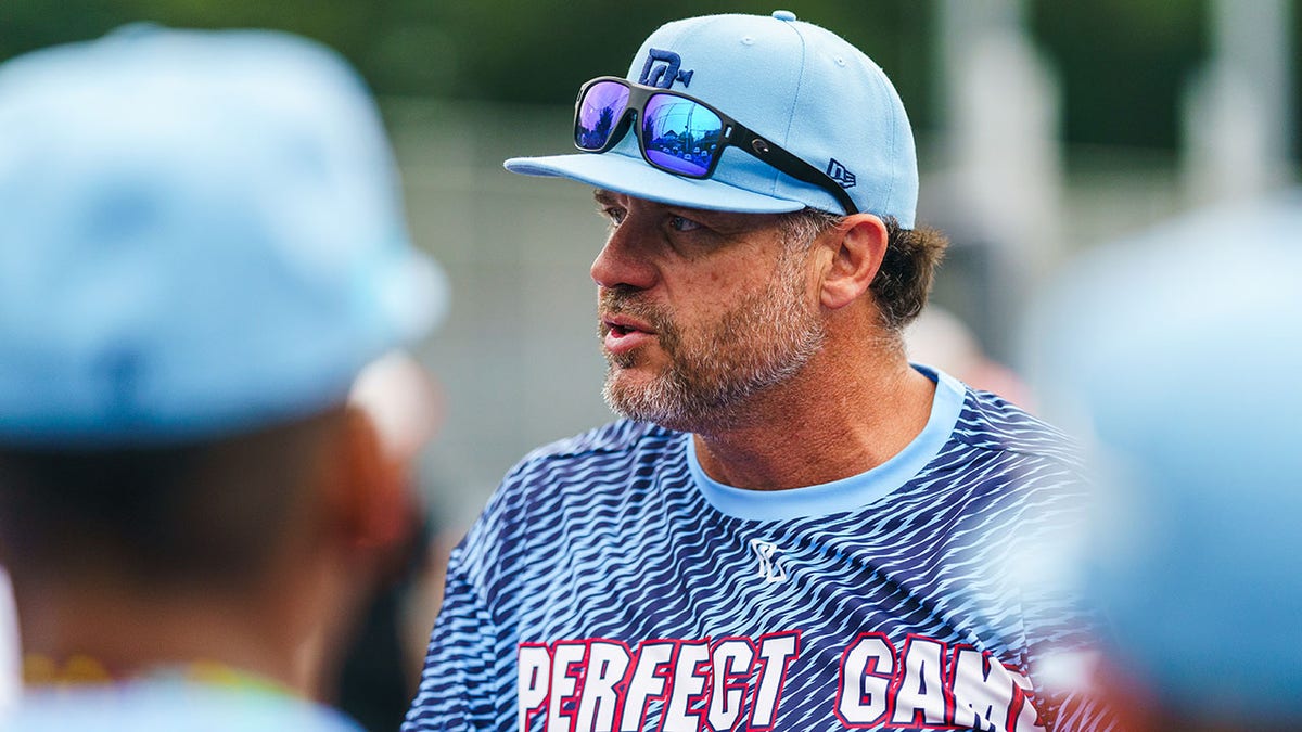 Ryan Klesko coaches