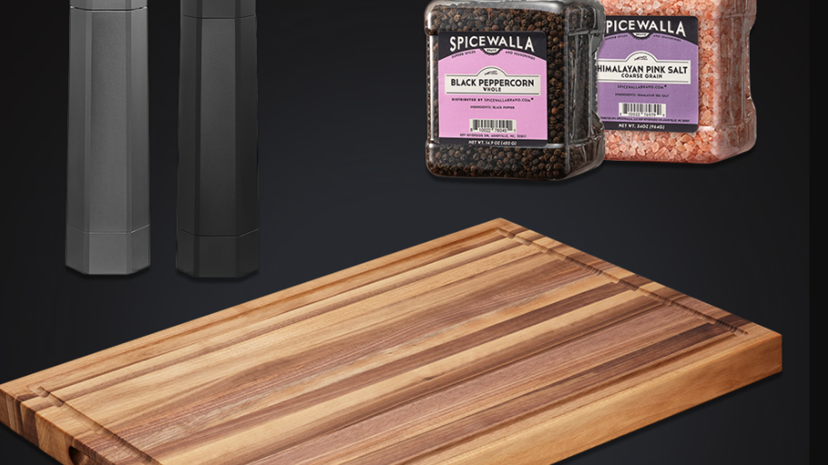 This is the ultimate seasoning set with cutting board included.