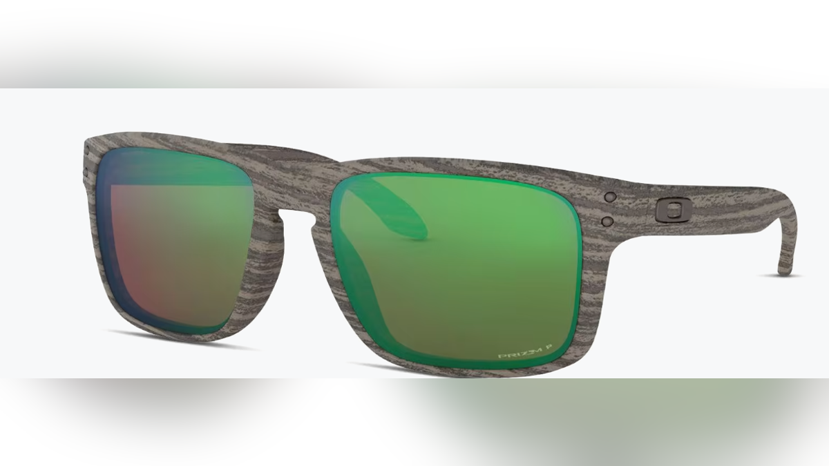Look cool with Oakley Holbrook frames.
