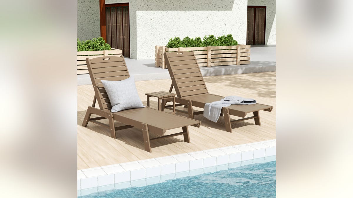 These long-lasting lounge chairs are perfect for your poolside.