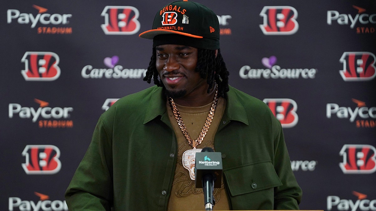 Shemar Stewart speaks to press