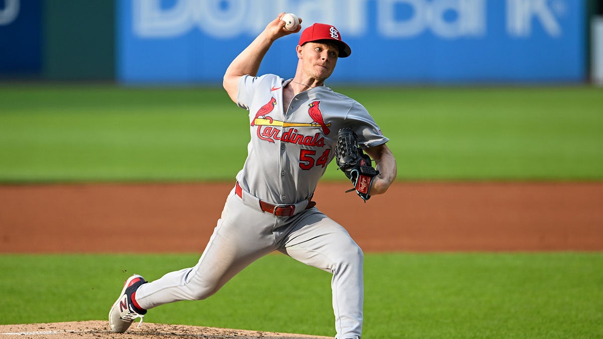 Sonny Gray Storges