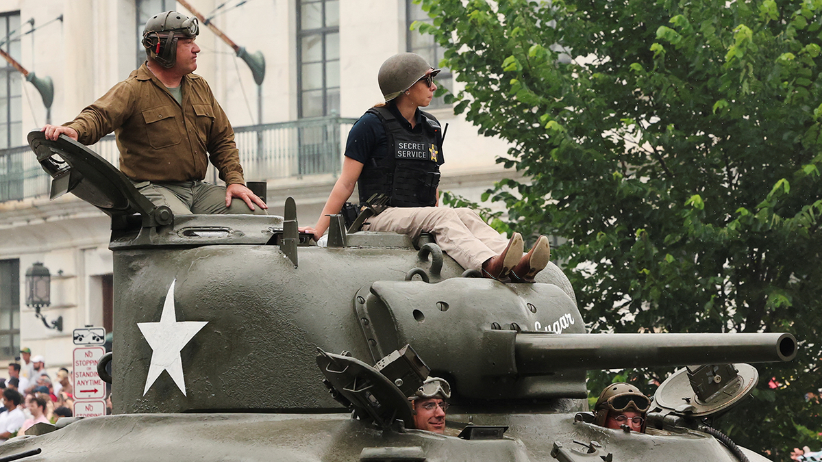 Tanks_dc