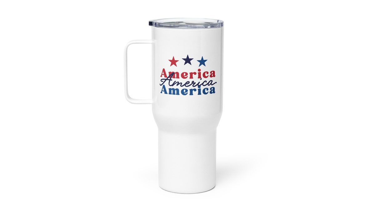 Travel with all your favorite drinks and show off your American pride at the same time.