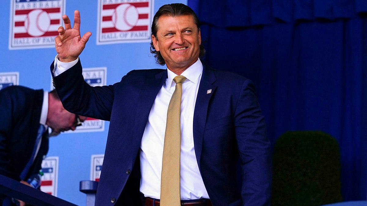 Trevor Hoffman looks on