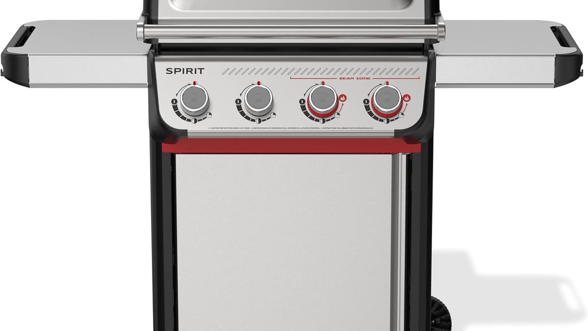 This cooker is perfect for a small family.  