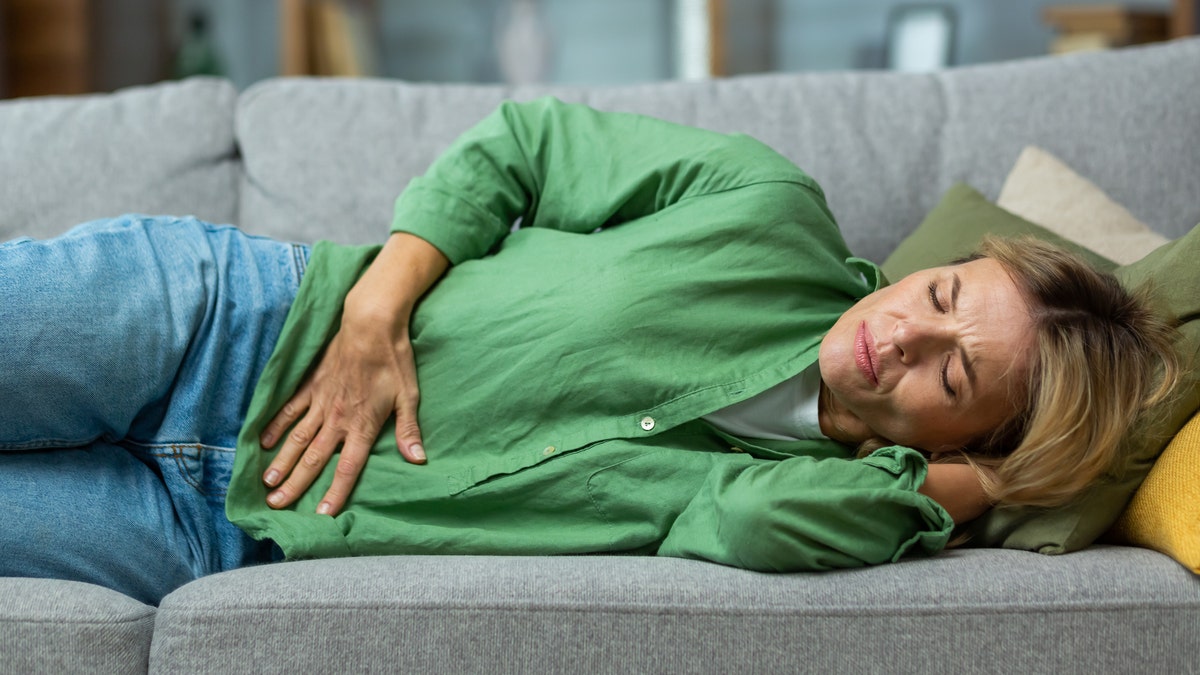 Woman abdominal pain